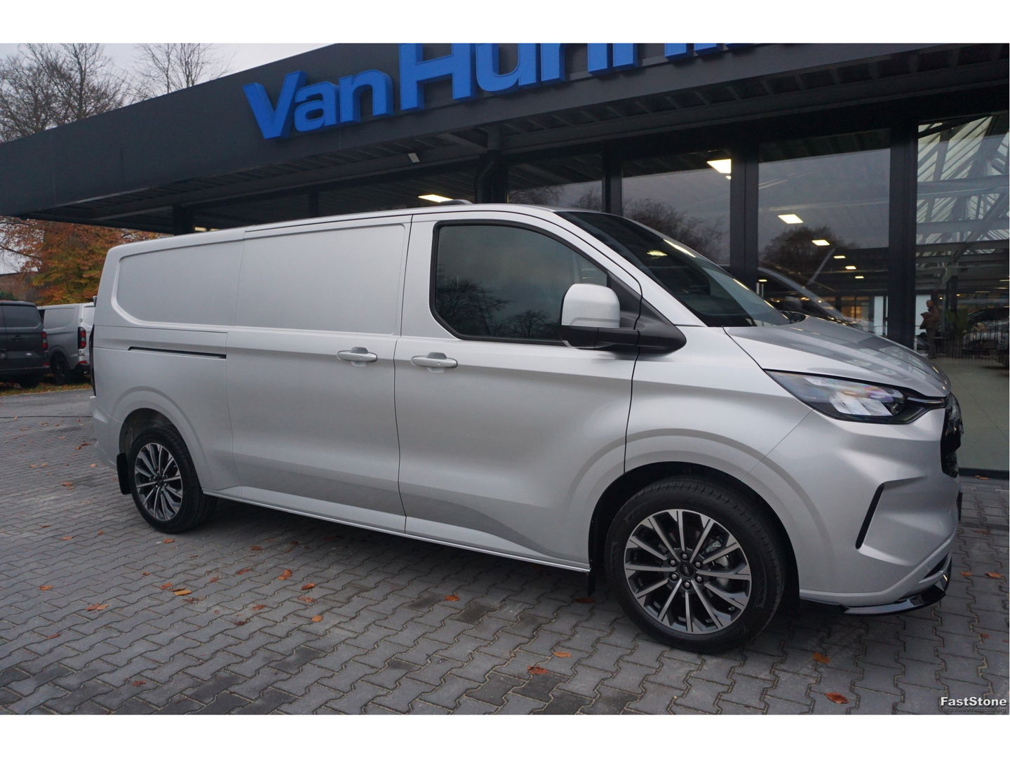 Ford Transit Custom 320L 170PK Aut. JWR Edition BPM VRIJ!! 13" Navi, Adap. Cruise, Camera, 19" LM, LED!! NR. 465