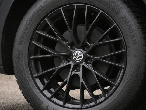 Volkswagen ID.4 1ST MAX 77kWh/ PANORAMADAK/ 360°CAMERA/ ELEKT. KLEP/ WEGKL. TREKHAAK/