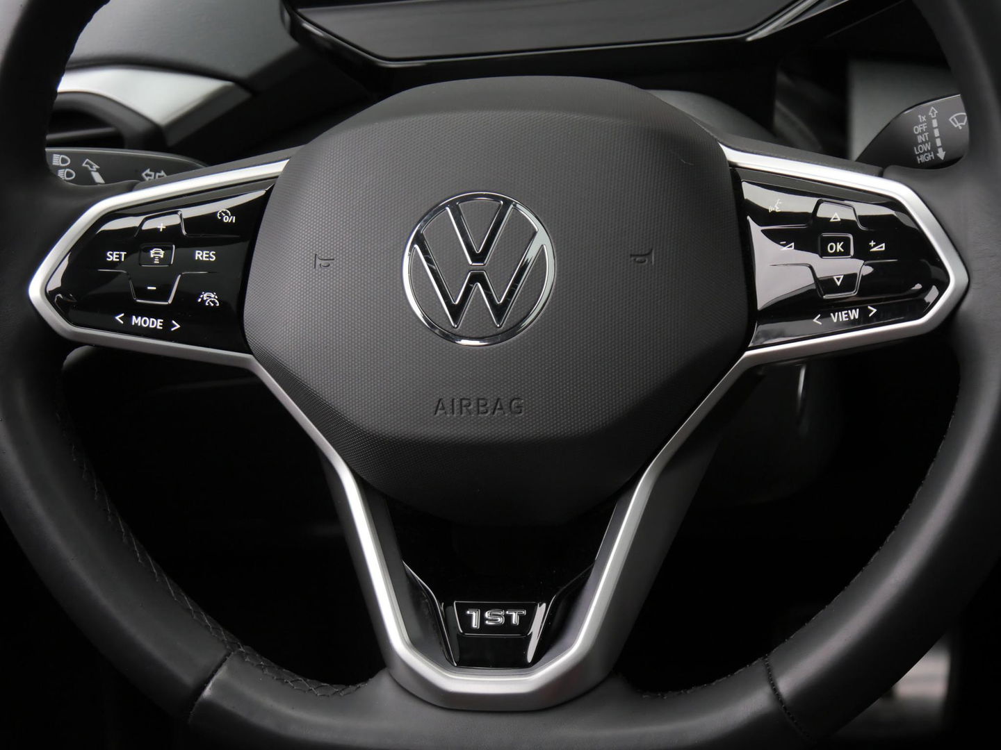 Volkswagen ID.4 1ST MAX 77kWh/ PANORAMADAK/ 360°CAMERA/ ELEKT. KLEP/ WEGKL. TREKHAAK/