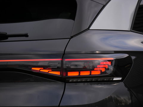 Volkswagen ID.4 1ST MAX 77kWh/ PANORAMADAK/ 360°CAMERA/ ELEKT. KLEP/ WEGKL. TREKHAAK/