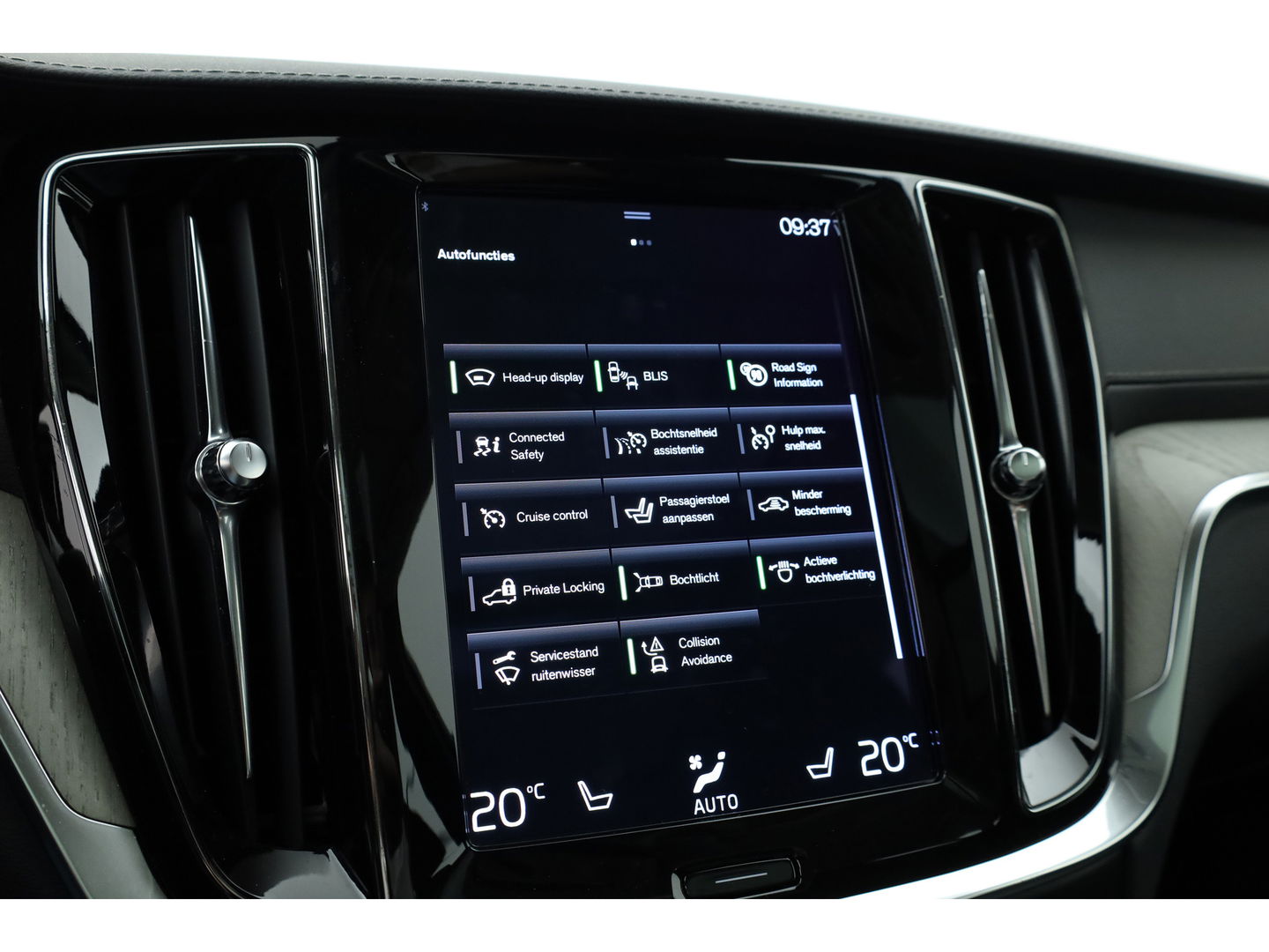 Volvo V60 Cross Country 2.0 B5 AWD Pro | Full Option | Pano | Massage | B&W audio | Ventilatie | HUD | Trekhaak