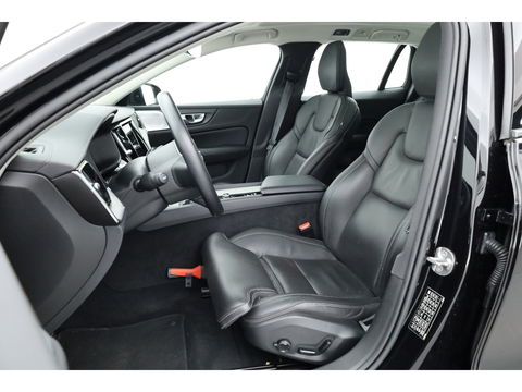 Volvo V60 Cross Country 2.0 B5 AWD Pro | Full Option | Pano | Massage | B&W audio | Ventilatie | HUD | Trekhaak