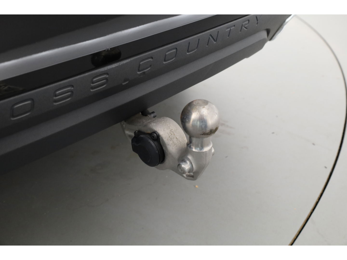 Volvo V60 Cross Country 2.0 B5 AWD Pro | Full Option | Pano | Massage | B&W audio | Ventilatie | HUD | Trekhaak