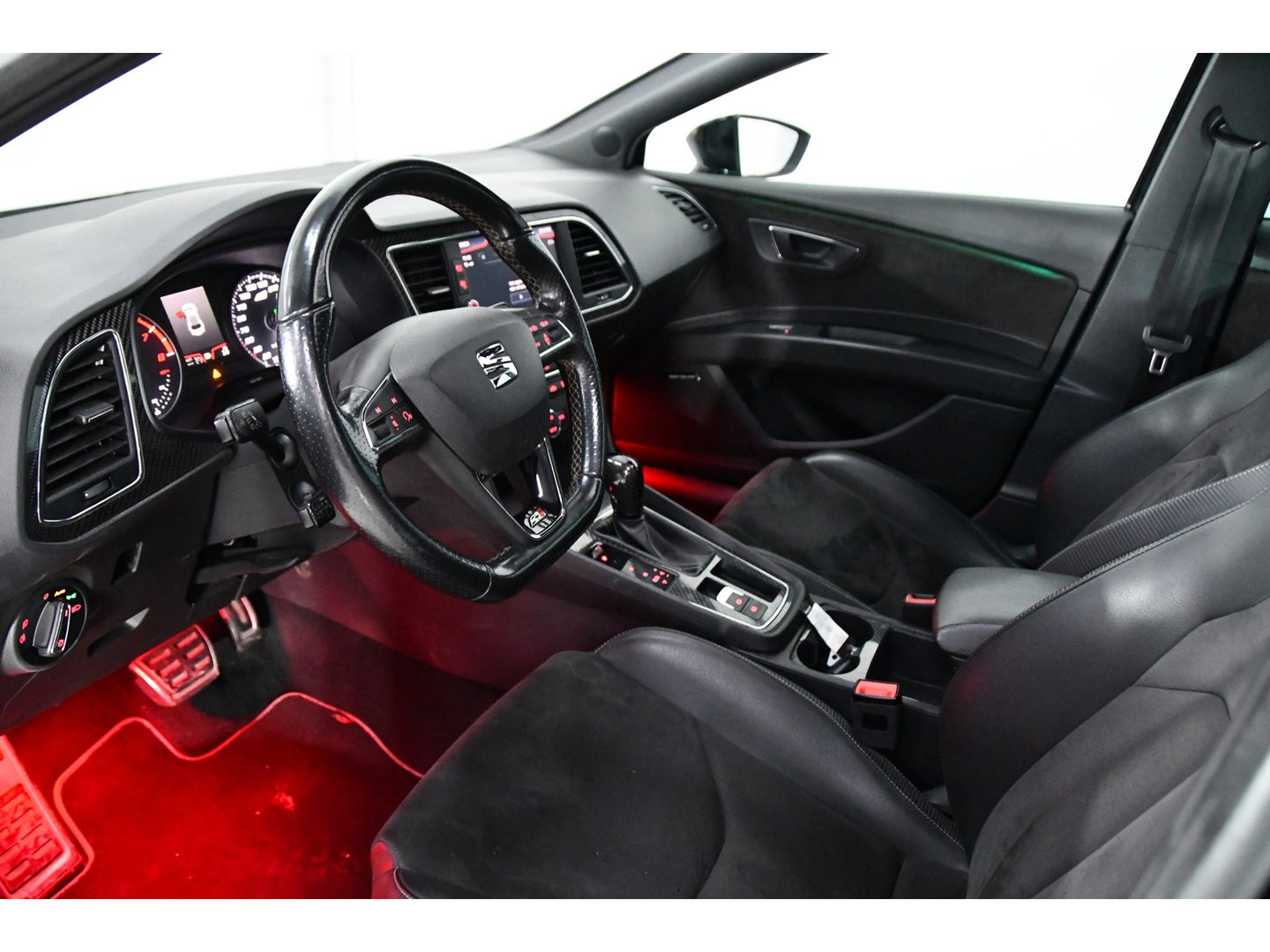 SEAT Leon 2.0 TSI CUPRA 300