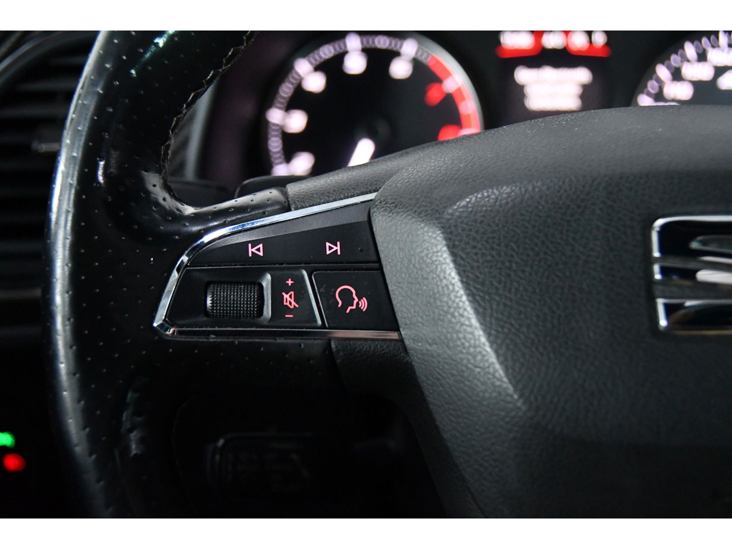 SEAT Leon 2.0 TSI CUPRA 300