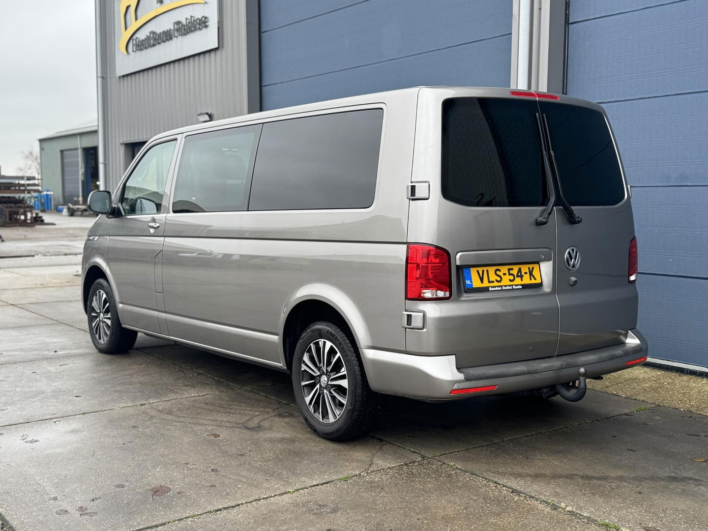Volkswagen Transporter 2.0 TDI L2H1 30 DC DUBBEL CABINE / VIRTUAL COCKPIT / AUTOMAAT / CARPLAY / BULLI