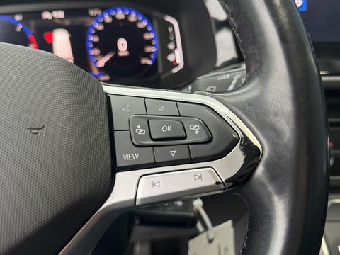 Volkswagen Transporter 2.0 TDI L2H1 30 DC DUBBEL CABINE / VIRTUAL COCKPIT / AUTOMAAT / CARPLAY / BULLI