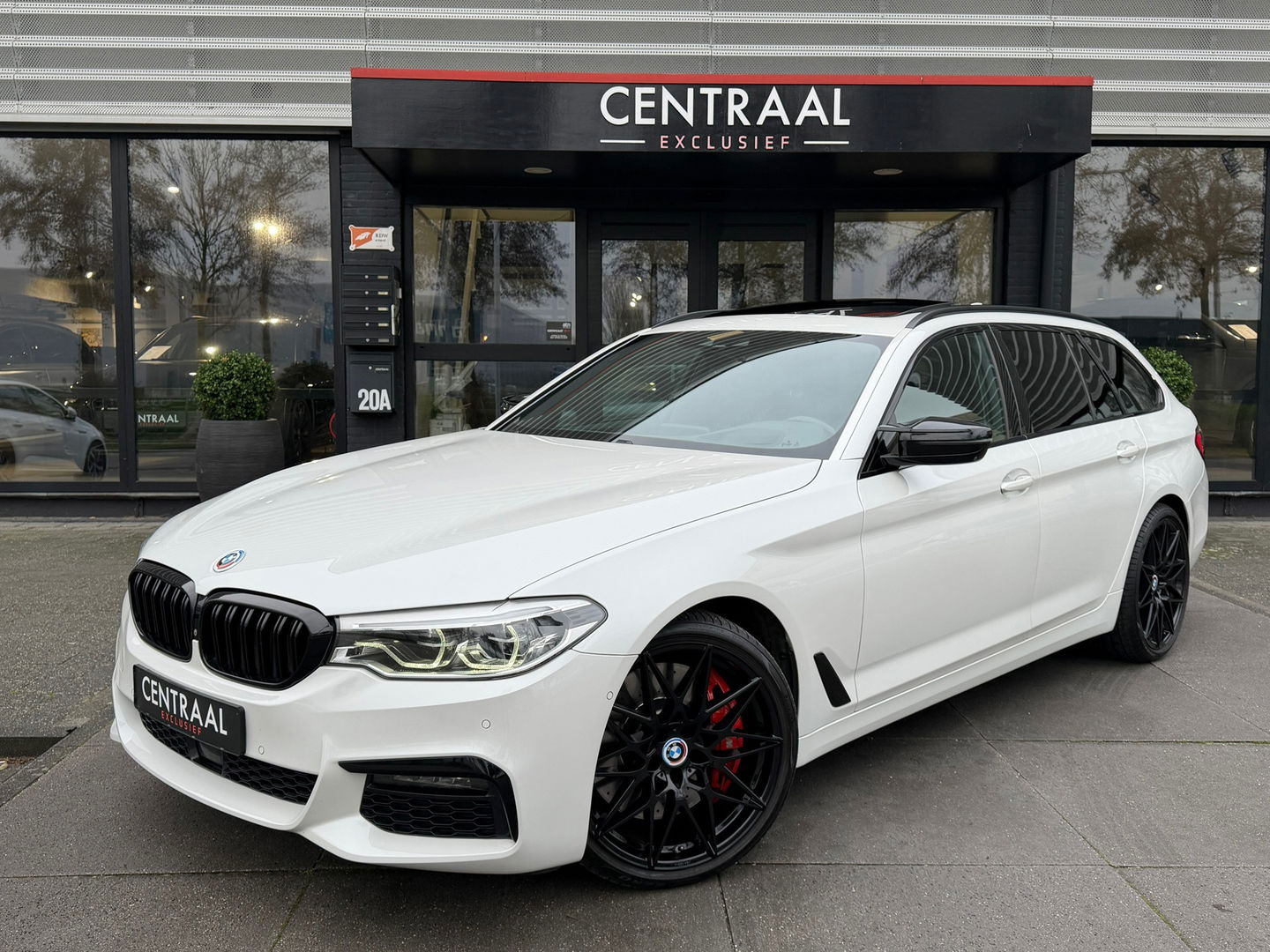 BMW 5 Serie Touring 540i xDrive High Exe M-Sport|Pano|Head-Up|ACC|Memory|360Camera|Keyless|Leder|Carplay