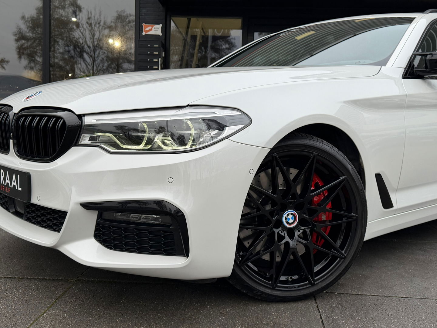 BMW 5 Serie Touring 540i xDrive High Exe M-Sport|Pano|Head-Up|ACC|Memory|360Camera|Keyless|Leder|Carplay