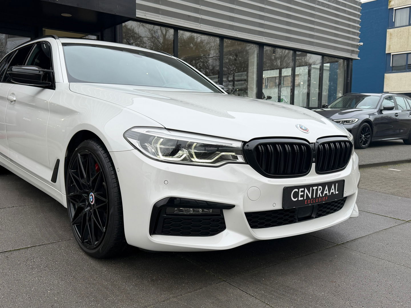 BMW 5 Serie Touring 540i xDrive High Exe M-Sport|Pano|Head-Up|ACC|Memory|360Camera|Keyless|Leder|Carplay