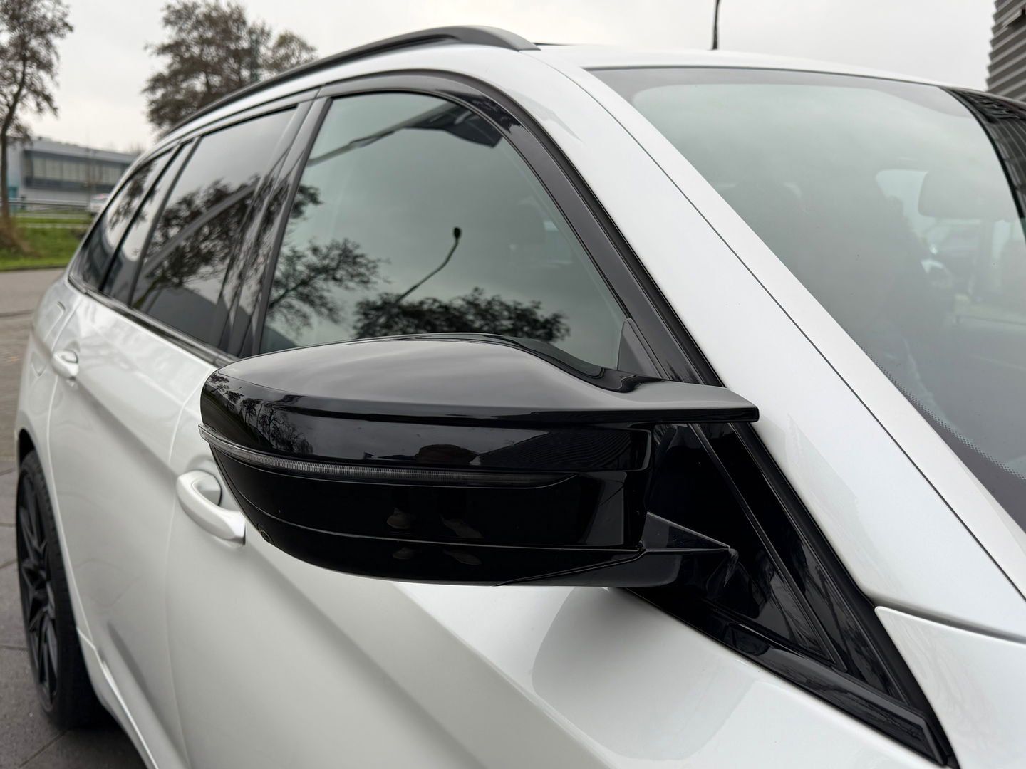 BMW 5 Serie Touring 540i xDrive High Exe M-Sport|Pano|Head-Up|ACC|Memory|360Camera|Keyless|Leder|Carplay