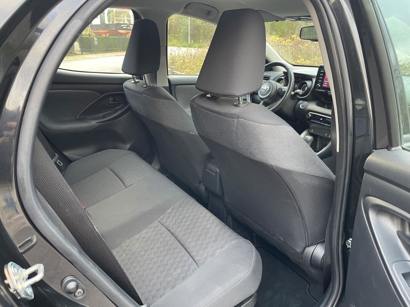 Toyota Yaris 1.5 Hybrid Team Deutschland |Airco ECC Navigatie Parkeercamera |