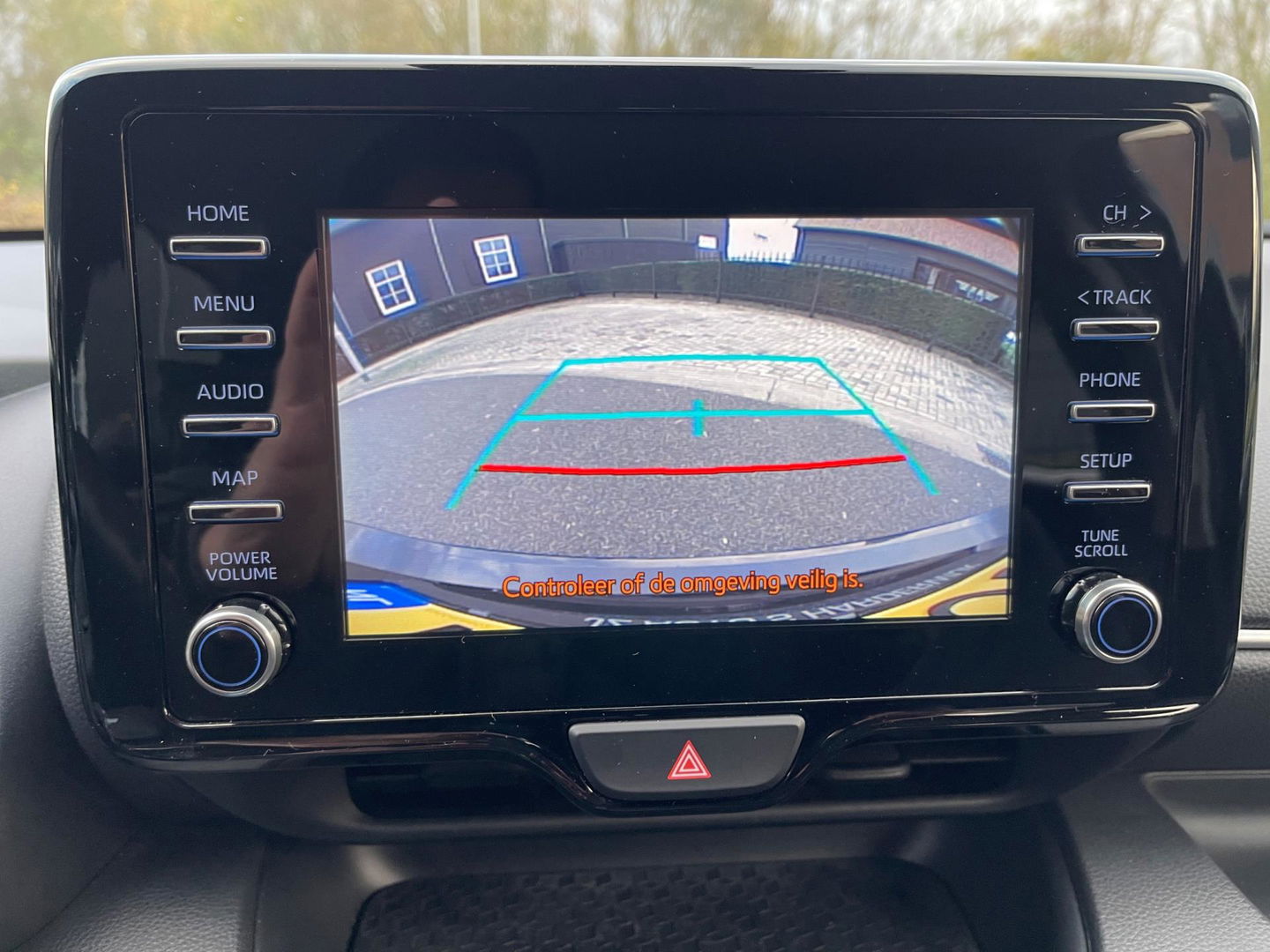 Toyota Yaris 1.5 Hybrid Team Deutschland |Airco ECC Navigatie Parkeercamera |