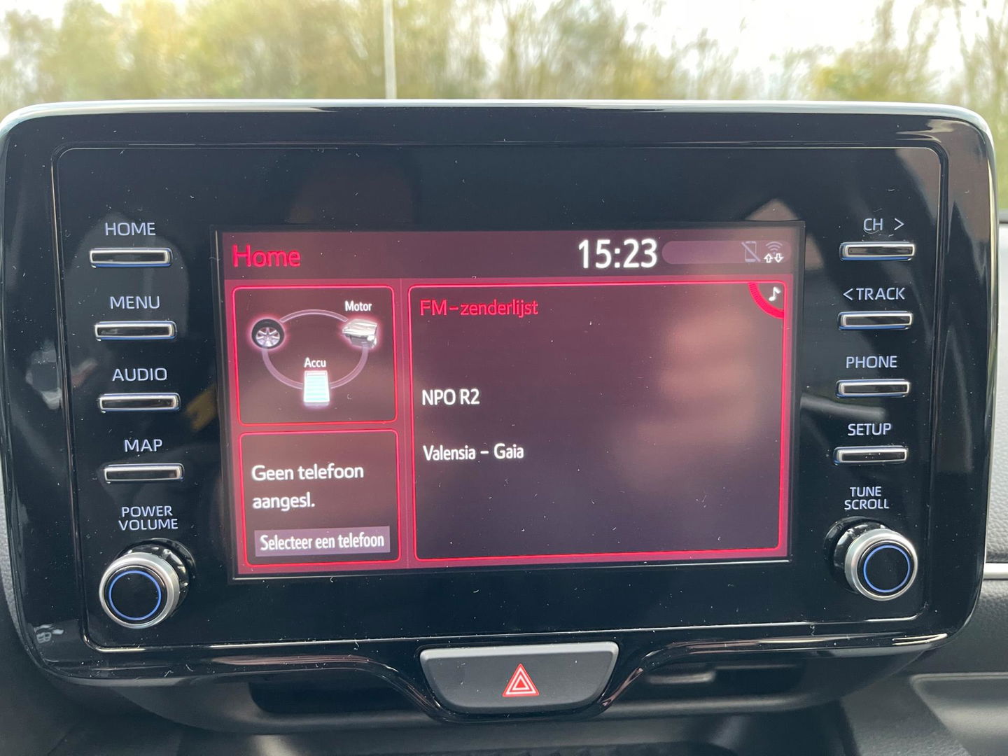 Toyota Yaris 1.5 Hybrid Team Deutschland |Airco ECC Navigatie Parkeercamera |