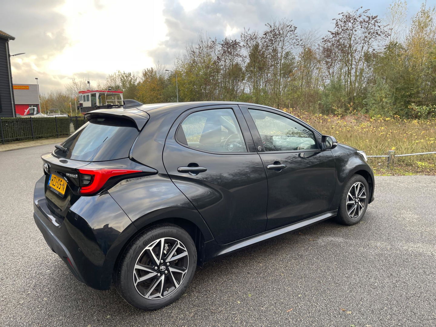 Toyota Yaris 1.5 Hybrid Team Deutschland |Airco ECC Navigatie Parkeercamera |