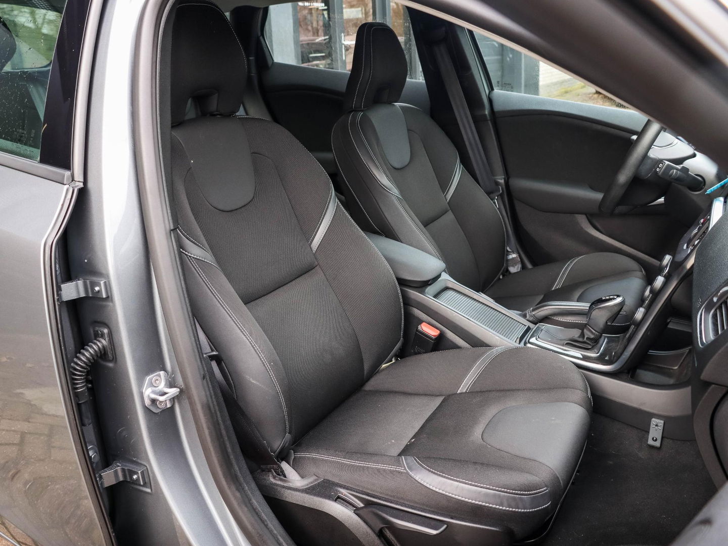 Volvo V40 1.5 T2 Polar+ Automaat | Navigatie | Stoelverwarming | LED