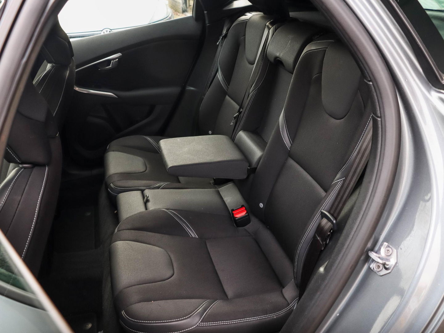 Volvo V40 1.5 T2 Polar+ Automaat | Navigatie | Stoelverwarming | LED