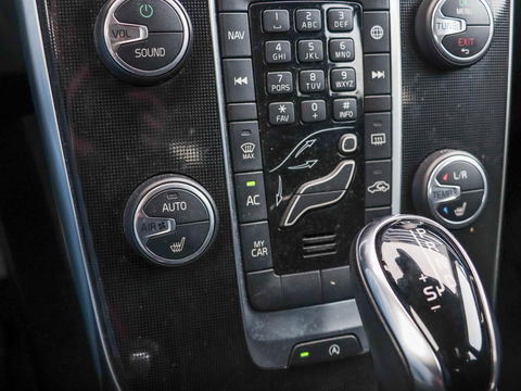 Volvo V40 1.5 T2 Polar+ Automaat | Navigatie | Stoelverwarming | LED