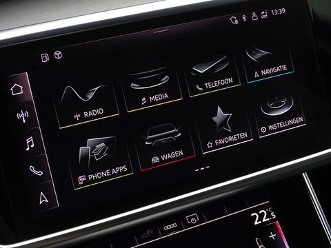 Audi A6 Avant 55 TFSI e 367PK Quattro / S6 Edition / Competition / LED