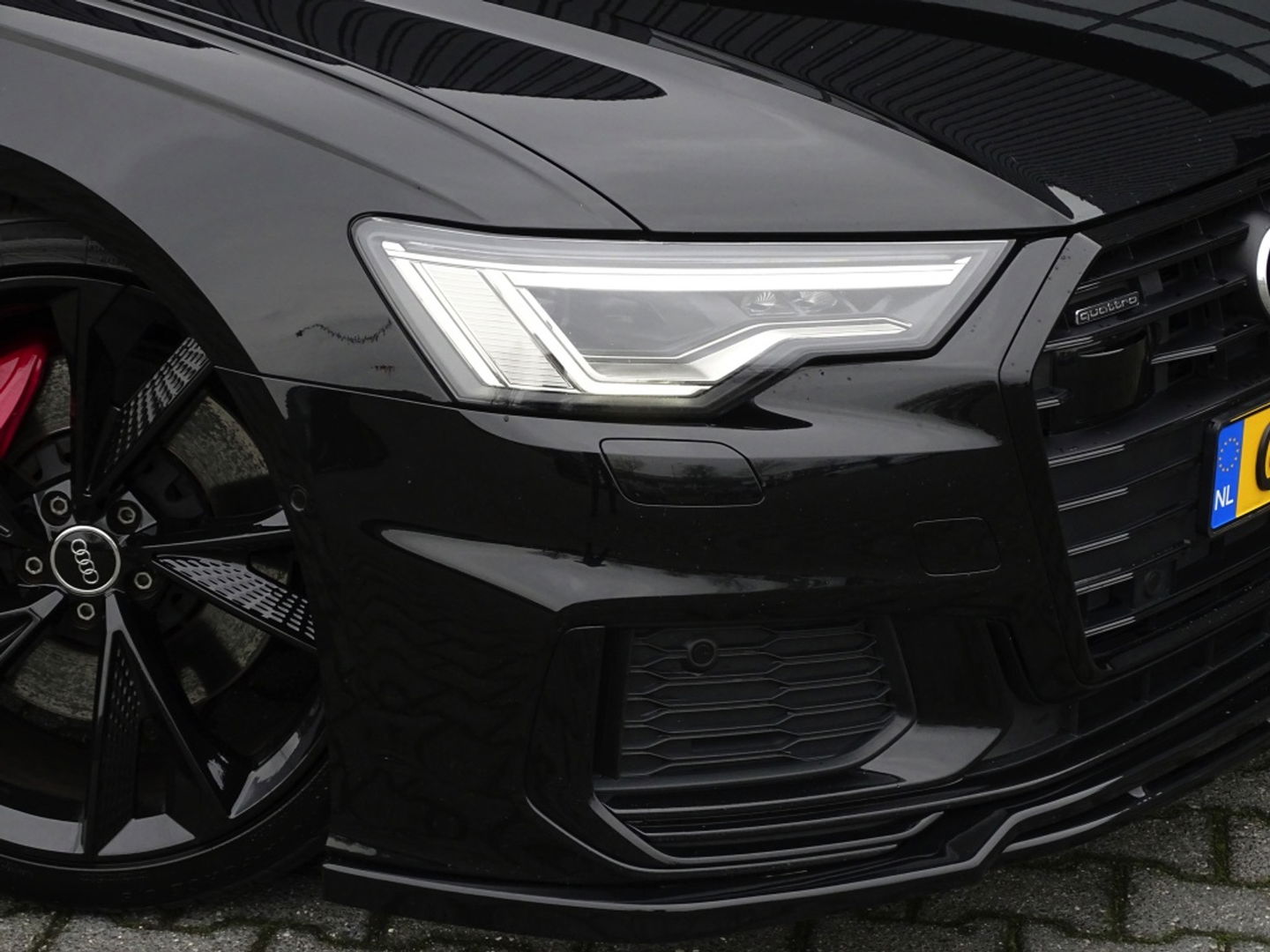 Audi A6 Avant 55 TFSI e 367PK Quattro / S6 Edition / Competition / LED