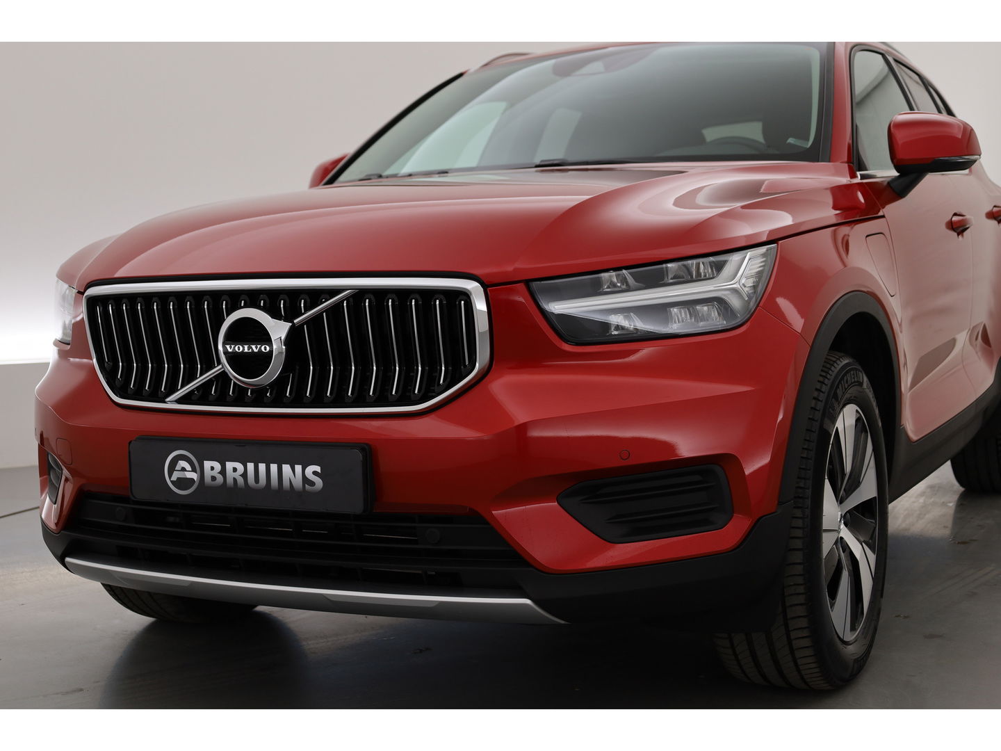Volvo XC40 1.5 T4 Recharge Inscription Expression | Elek. Stoelen | Camera | Stoel + stuur verw. | Apple Carplay |