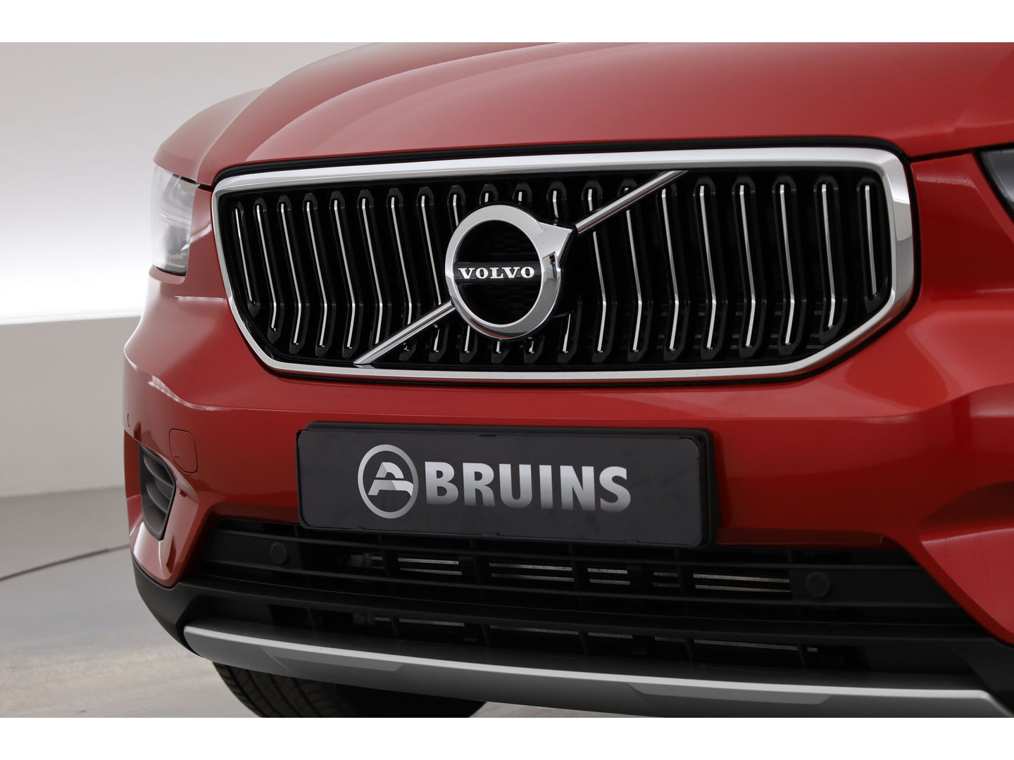 Volvo XC40 1.5 T4 Recharge Inscription Expression | Elek. Stoelen | Camera | Stoel + stuur verw. | Apple Carplay |