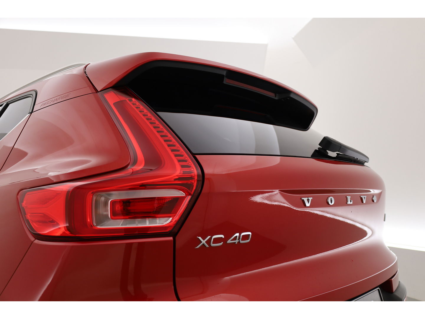 Volvo XC40 1.5 T4 Recharge Inscription Expression | Elek. Stoelen | Camera | Stoel + stuur verw. | Apple Carplay |