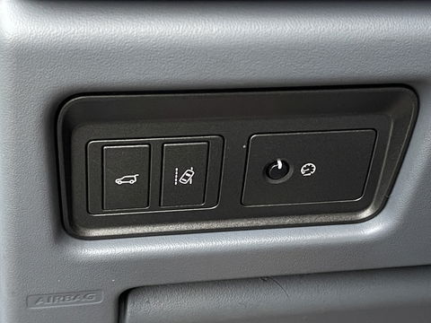 Land Rover Range Rover Evoque 2.0 eD4 SE Dynamic | Panoramadak | Cruise Control | Airconditioning | Stuurwielverwarming | Bluetooth | Stop&GO |