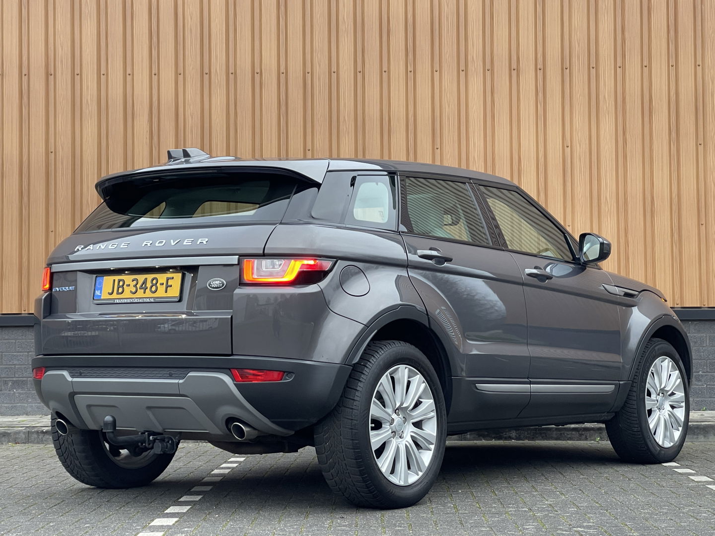 Land Rover Range Rover Evoque 2.0 eD4 SE Dynamic | Panoramadak | Cruise Control | Airconditioning | Stuurwielverwarming | Bluetooth | Stop&GO |