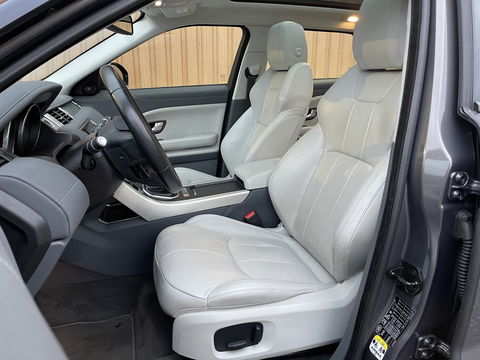 Land Rover Range Rover Evoque 2.0 eD4 SE Dynamic | Panoramadak | Cruise Control | Airconditioning | Stuurwielverwarming | Bluetooth | Stop&GO |