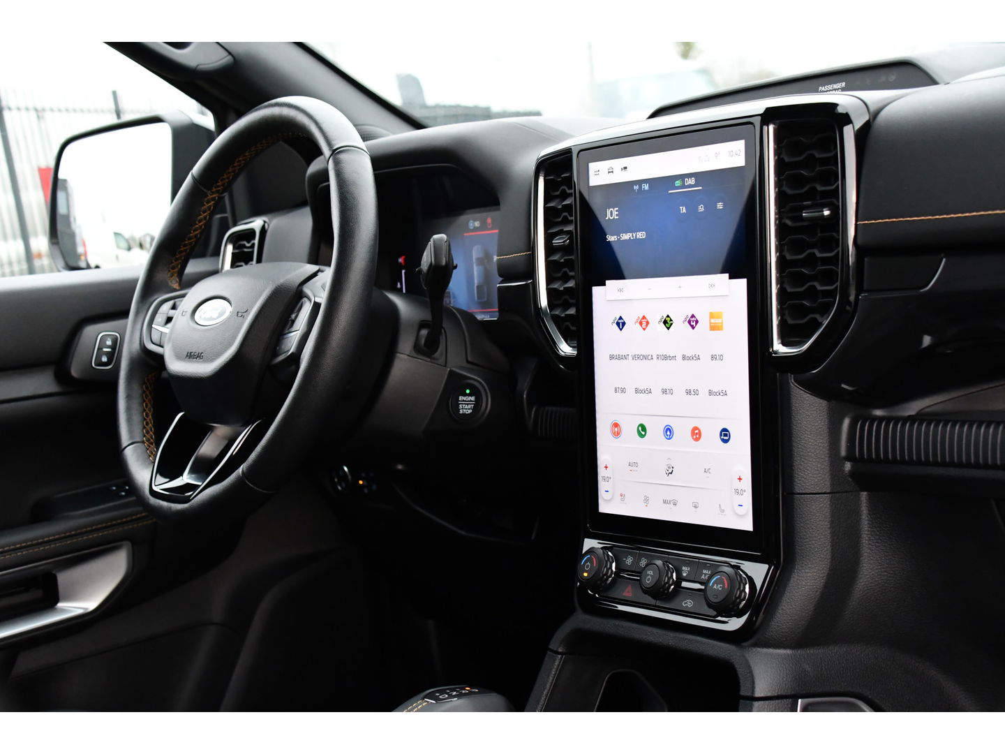 Ford Ranger 2.0 Super Cab EcoBlue Wildtrak Adaptieve Cruise, 360 Camera, Carplay, 3500kg Trekhaak, LEDER, LED, 204pk, Automaat, Uniek!