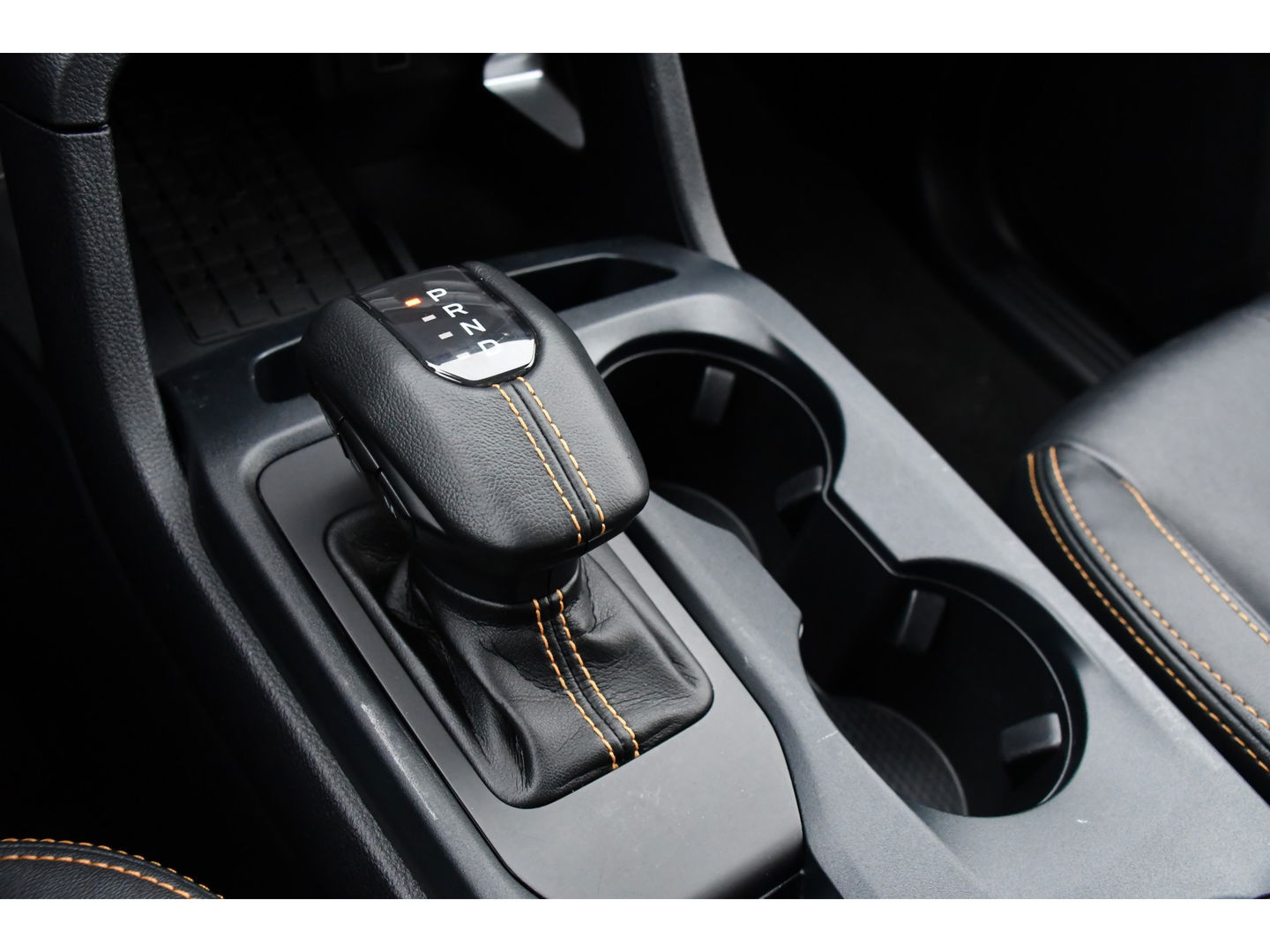 Ford Ranger 2.0 Super Cab EcoBlue Wildtrak Adaptieve Cruise, 360 Camera, Carplay, 3500kg Trekhaak, LEDER, LED, 204pk, Automaat, Uniek!