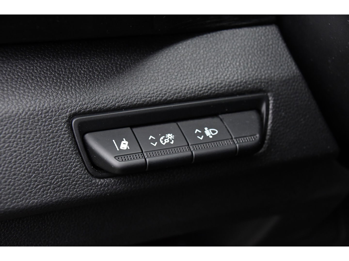 Renault Trafic 2.0 dCi 170 L1H1 Luxe Black Edition Adaptieve Cruise, Camera, Carplay, 170pk, Automaat, LED, Clima, Stoelverwarming, Multimedia, Uniek!