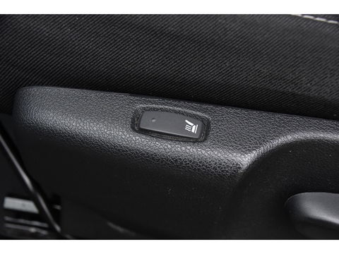 Renault Trafic 2.0 dCi 170 L1H1 Luxe Black Edition Adaptieve Cruise, Camera, Carplay, 170pk, Automaat, LED, Clima, Stoelverwarming, Multimedia, Uniek!