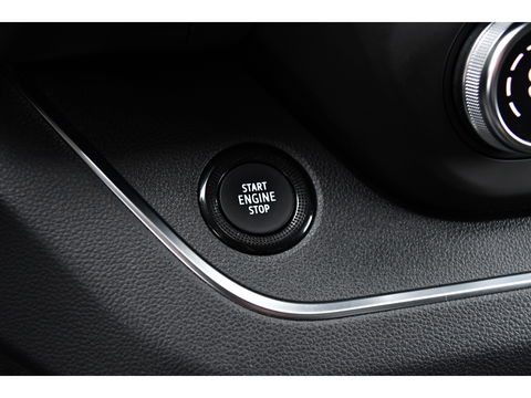 Renault Trafic 2.0 dCi 170 L1H1 Luxe Black Edition Adaptieve Cruise, Camera, Carplay, 170pk, Automaat, LED, Clima, Stoelverwarming, Multimedia, Uniek!