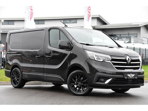 Renault Trafic 2.0 dCi 170 L1H1 Luxe Black Edition Adaptieve Cruise, Camera, Carplay, 170pk, Automaat, LED, Clima, Stoelverwarming, Multimedia, Uniek!