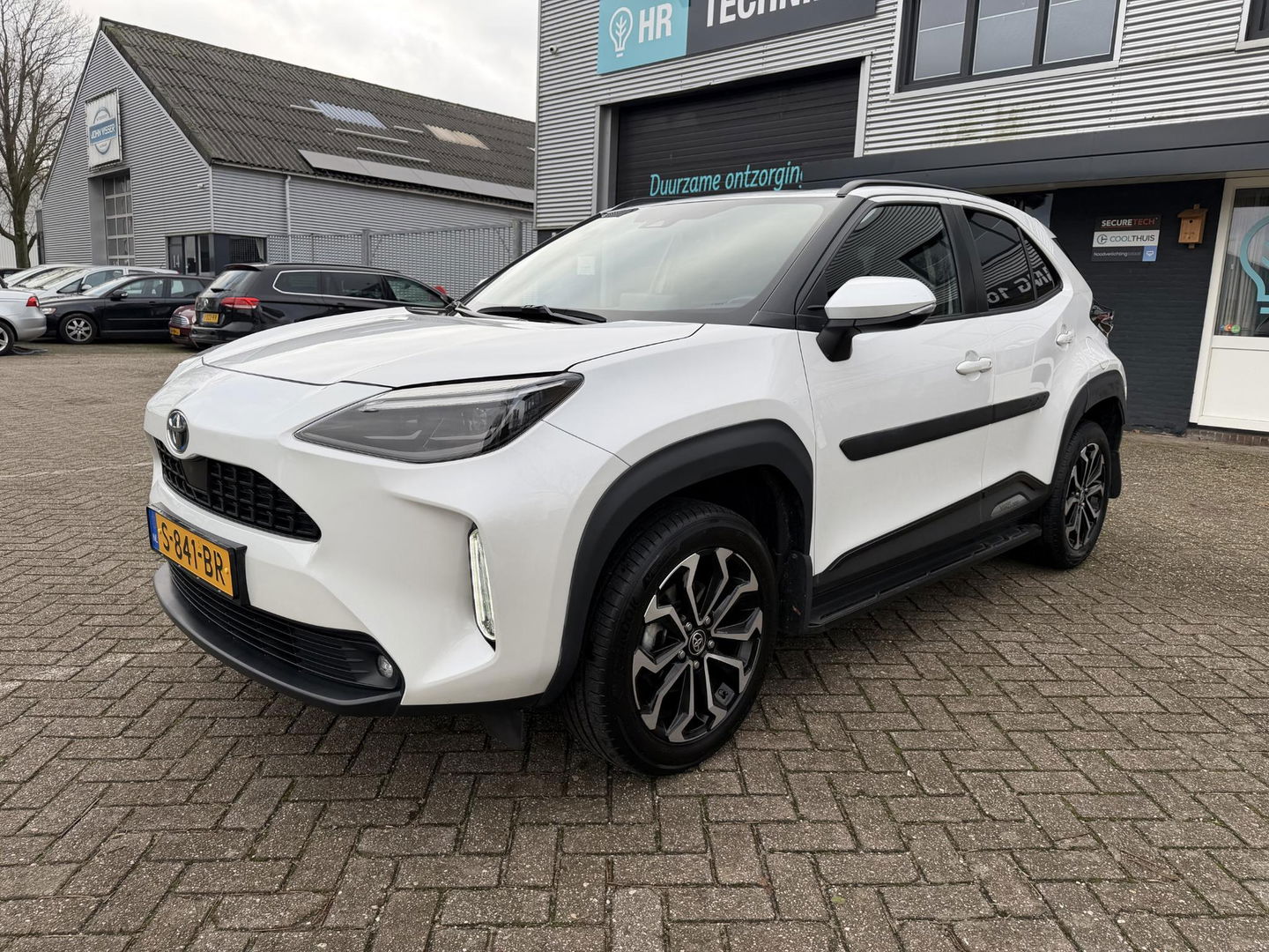 Toyota Yaris Cross 1.5 Hybrid 115 Dynamic sidesteps l Camera l Navigatie