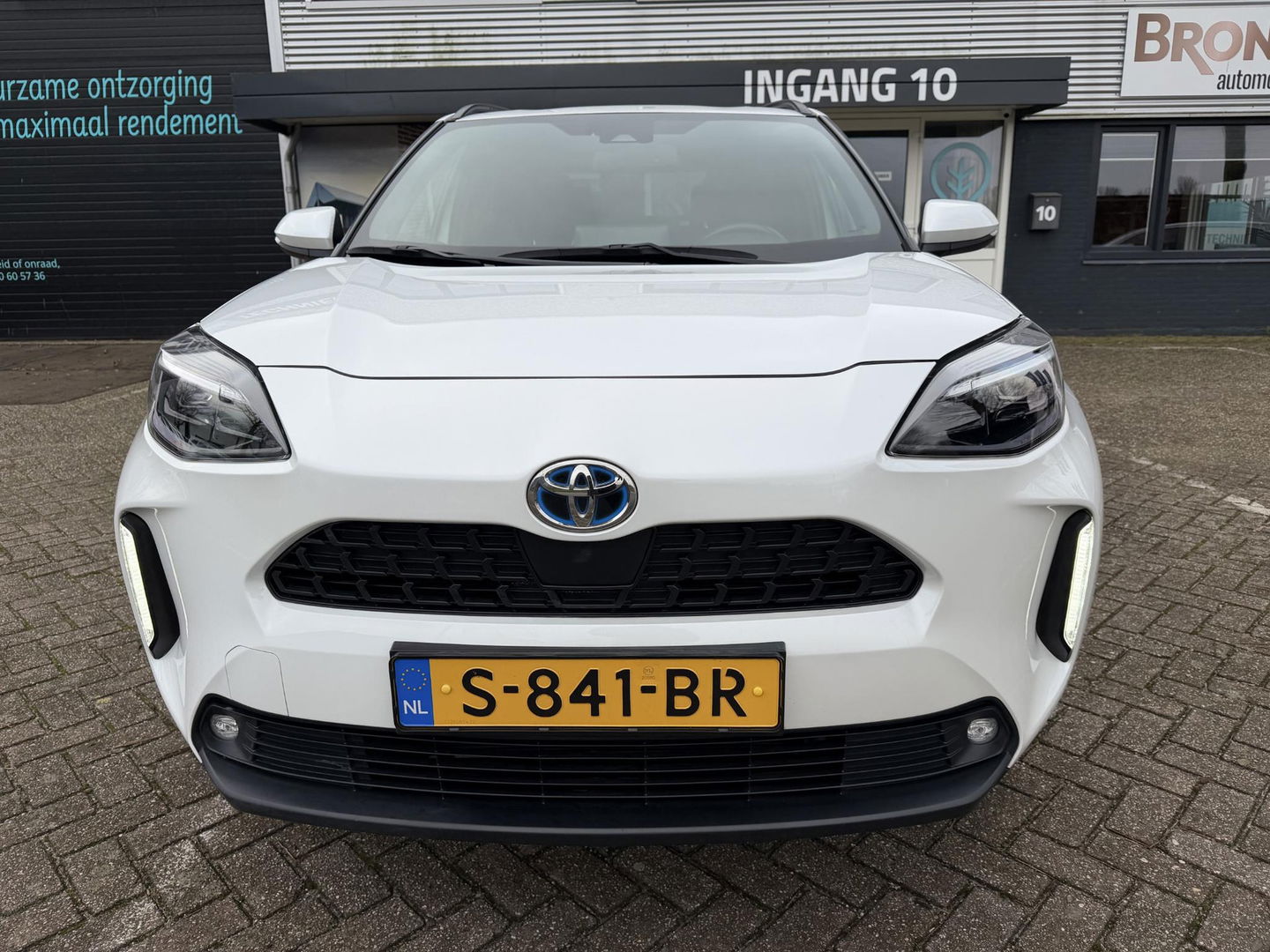 Toyota Yaris Cross 1.5 Hybrid 115 Dynamic sidesteps l Camera l Navigatie