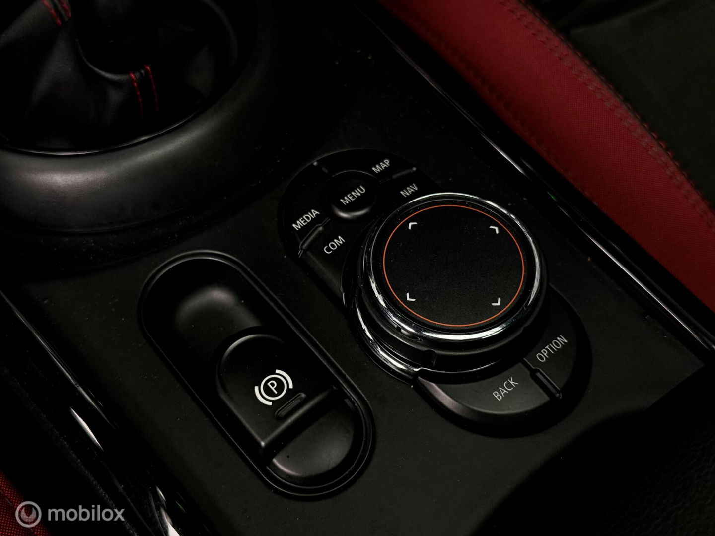 MINI Clubman 2.0 John Cooper Works ALL4 Chili | Pano | 277PK