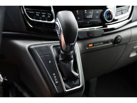 Ford Transit Custom 320 2.0 TDCI DC L2H1 MS-RT Adaptieve Cruise, Camera, 185PK, Carplay, Multimedia, Trekhaak, Automaat, 2 x Schuifdeur, UNIEK!