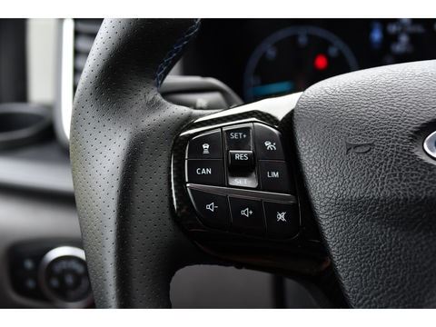 Ford Transit Custom 320 2.0 TDCI DC L2H1 MS-RT Adaptieve Cruise, Camera, 185PK, Carplay, Multimedia, Trekhaak, Automaat, 2 x Schuifdeur, UNIEK!