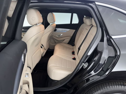 Mercedes-Benz EQC 400 4MATIC Business Solution 80 kWh (3-Fase) {SOH-93%} (INCL-BTW) *AUT | SUNROOF | WIDE-SCREEN-DIGI-COCKPIT | MEMORY-PACK | SURROUND-VIEW | KEYLESS | ARTICO-FULL-LEATHER | SPORT-SEATS | DAB+ | 19 ''*