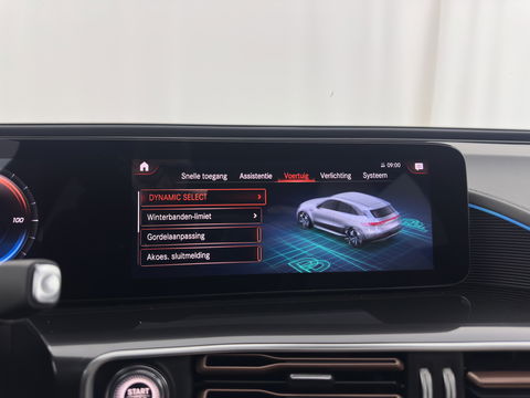 Mercedes-Benz EQC 400 4MATIC Business Solution 80 kWh (3-Fase) {SOH-93%} (INCL-BTW) *AUT | SUNROOF | WIDE-SCREEN-DIGI-COCKPIT | MEMORY-PACK | SURROUND-VIEW | KEYLESS | ARTICO-FULL-LEATHER | SPORT-SEATS | DAB+ | 19 ''*