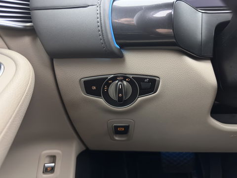 Mercedes-Benz EQC 400 4MATIC Business Solution 80 kWh (3-Fase) {SOH-93%} (INCL-BTW) *AUT | SUNROOF | WIDE-SCREEN-DIGI-COCKPIT | MEMORY-PACK | SURROUND-VIEW | KEYLESS | ARTICO-FULL-LEATHER | SPORT-SEATS | DAB+ | 19 ''*