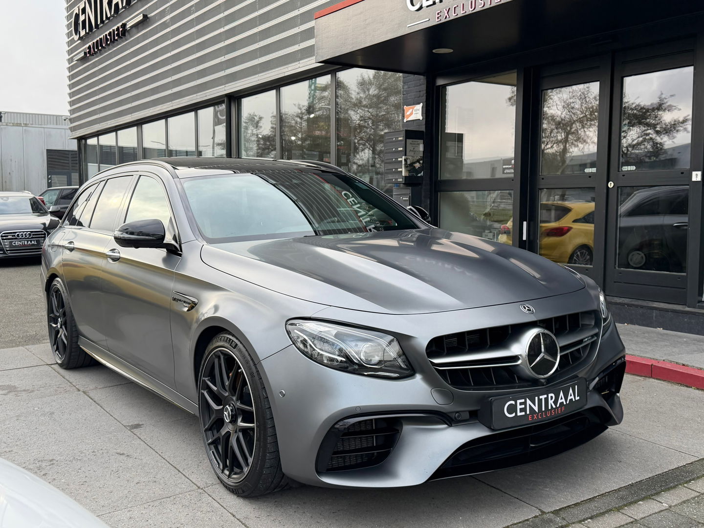 Mercedes-Benz E-Klasse Estate 63 S AMG 4MATIC+|Pano|Keramisch|Massage|Burmester|Head-Up|Memory|360Camera|Keyless|Leder|612PK