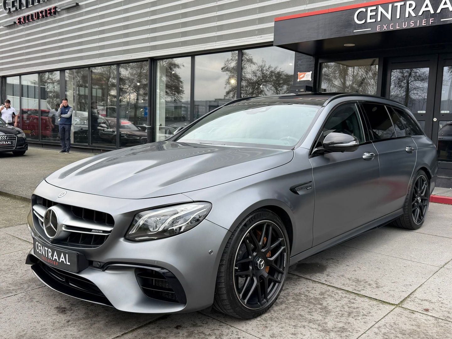 Mercedes-Benz E-Klasse Estate 63 S AMG 4MATIC+|Pano|Keramisch|Massage|Burmester|Head-Up|Memory|360Camera|Keyless|Leder|612PK