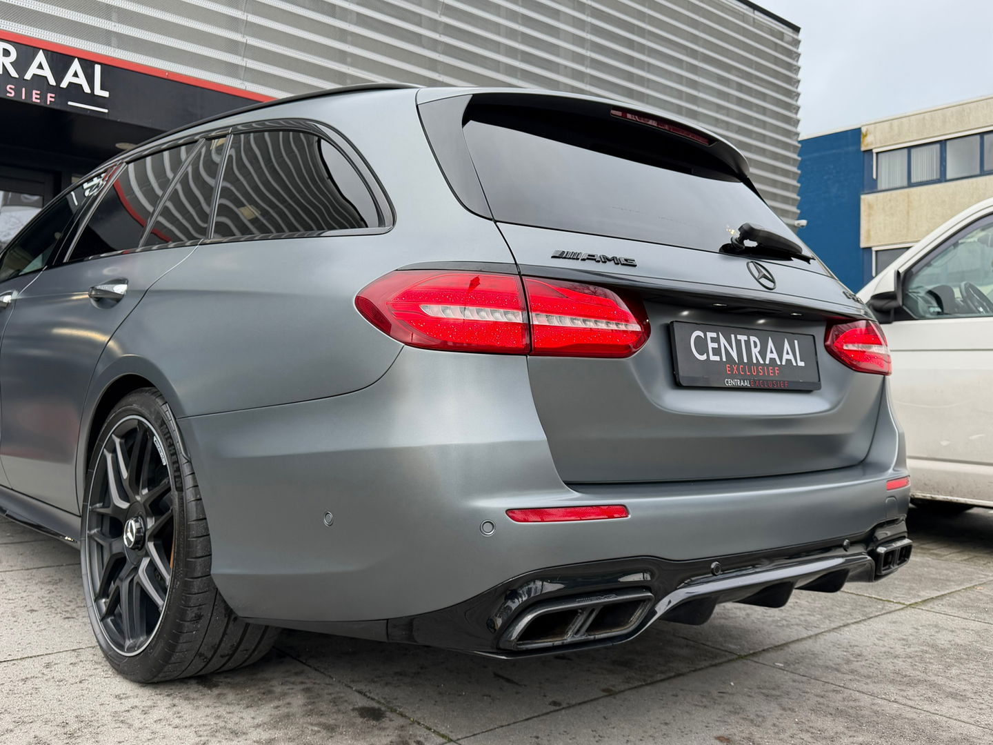 Mercedes-Benz E-Klasse Estate 63 S AMG 4MATIC+|Pano|Keramisch|Massage|Burmester|Head-Up|Memory|360Camera|Keyless|Leder|612PK