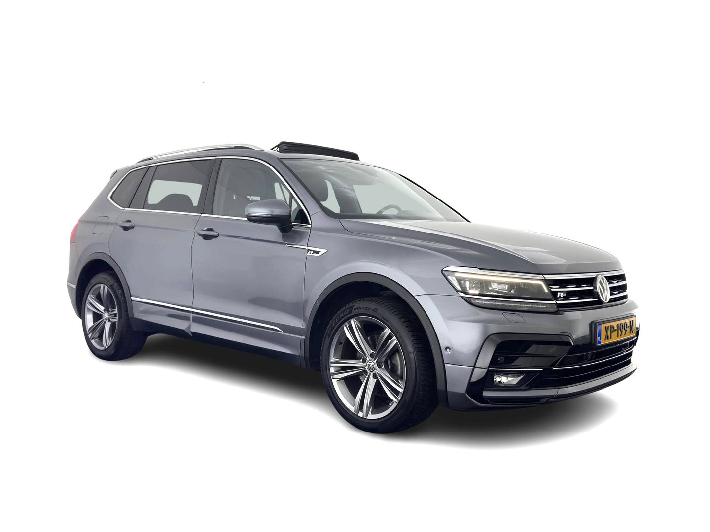 Volkswagen Tiguan Allspace 1.5 TSI R-line Highline Business (7-Pers.) (INCL-BTW) Aut * PANO | NAVI-FULLMAP | XENON | ALCANTARA | HEATED-ERGONOMIC-SPORTSEATS | KEYLESS | PRIVACY-GLASS | CAMERA | DAB | DIGI-COCKPIT | PDC | TOWBAR | ECC | 19"ALU*