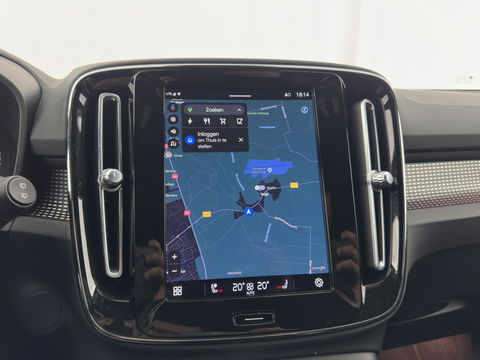 Volvo XC40 Recharge Twin Plus (3-Fase) {SOH-91%} (INCL-BTW) Aut *LEATHER-ALCANTARA | DIGI-COCKPIT | FULL-LED | PREMIUM-AUDIO | TOP-VIEW | CARPLAY | NAVI-FULLMAP | ECC | PDC | KEYLESS | HEATED-SPORTSEATS | BLIS | PRIVACY-GLASS | TOWBAR | 19