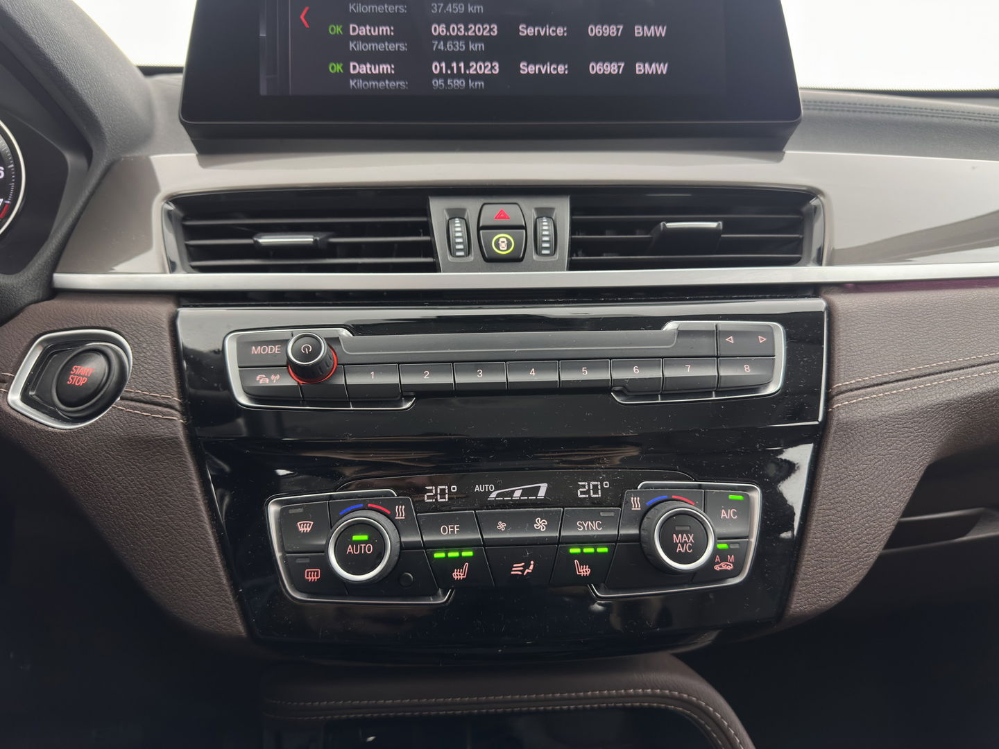 BMW X1 xDrive25e X-Line eDrive Edition AWD (Plug-In) (INCL-BTW) Aut * LUXURY-LEATHER | HEAD-UP | LEATHER-FABRIC | FULL-LED | NAVI-FULLMAP | HEATED-SPORTSEATS | AMBIENT-LIGHT |  ECC | PDC |  18''ALU*